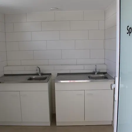 Wohnmobilstellplatz Thermenaue Campingplatz *